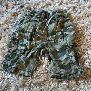 Place Green Cargo Shorts